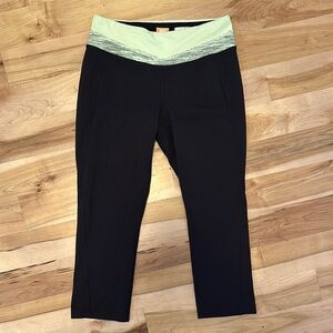 Lucy Hatha Collection Cropped Leggings Black Small